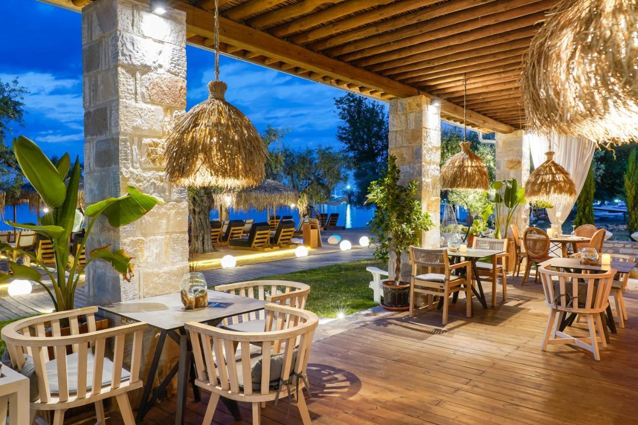 By The Sea Luxury Suites Limenas  Buitenkant foto