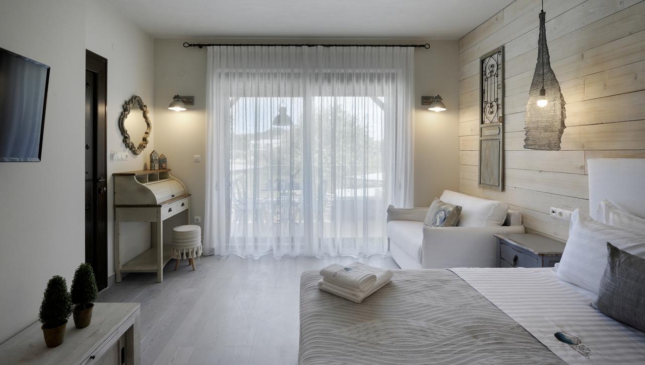 By The Sea Luxury Suites Limenas  Buitenkant foto